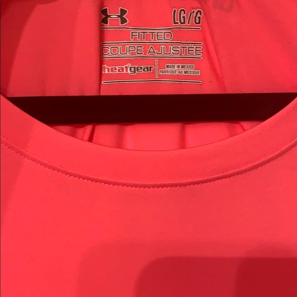 Under Armour Top - Picture 3 of 4